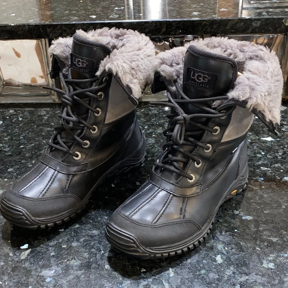 UGG Adirondack II Lace Up Snow Boots Size 8 - Picture 3 of 16